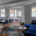 Trevi Apartment *